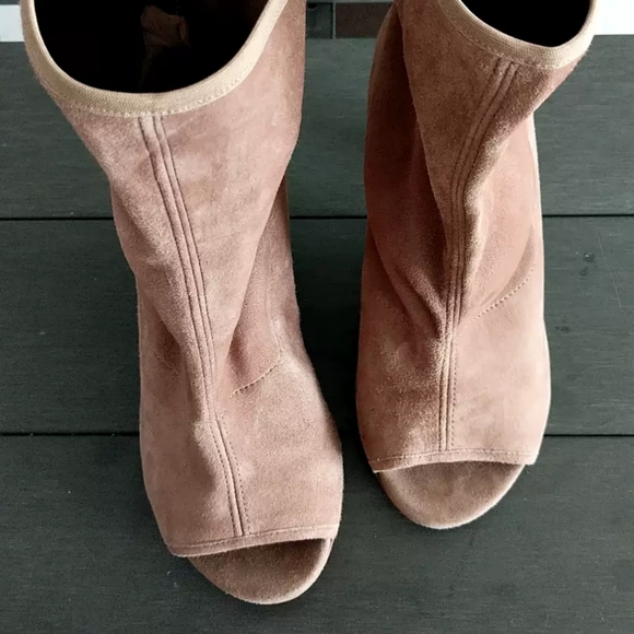 STUART WEITZMAN Peep Toe Ankle Heeled Boots - Picture 4 of 17